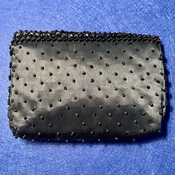 Vintage coin purse with beads and sparkle - Picture 2 of 6